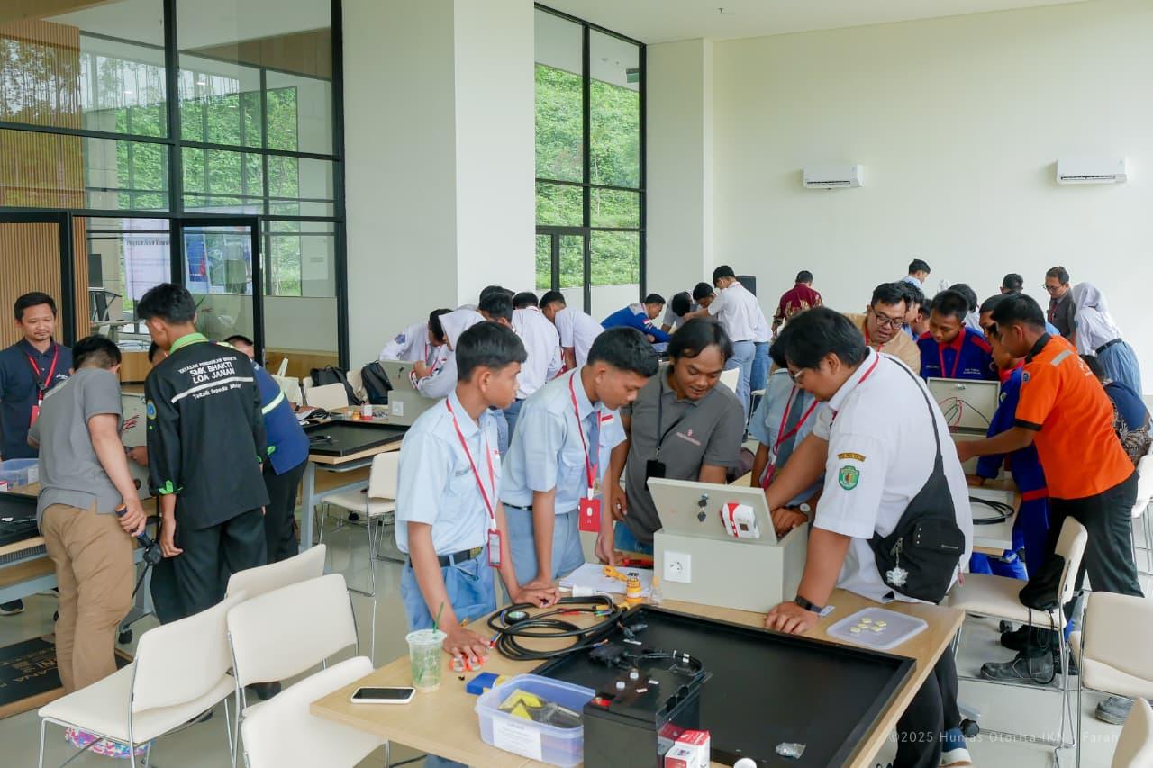 Pelatihan PLTS untuk Siswa SMK Siapkan Talenta Energi Bersih di IKN Nusantara