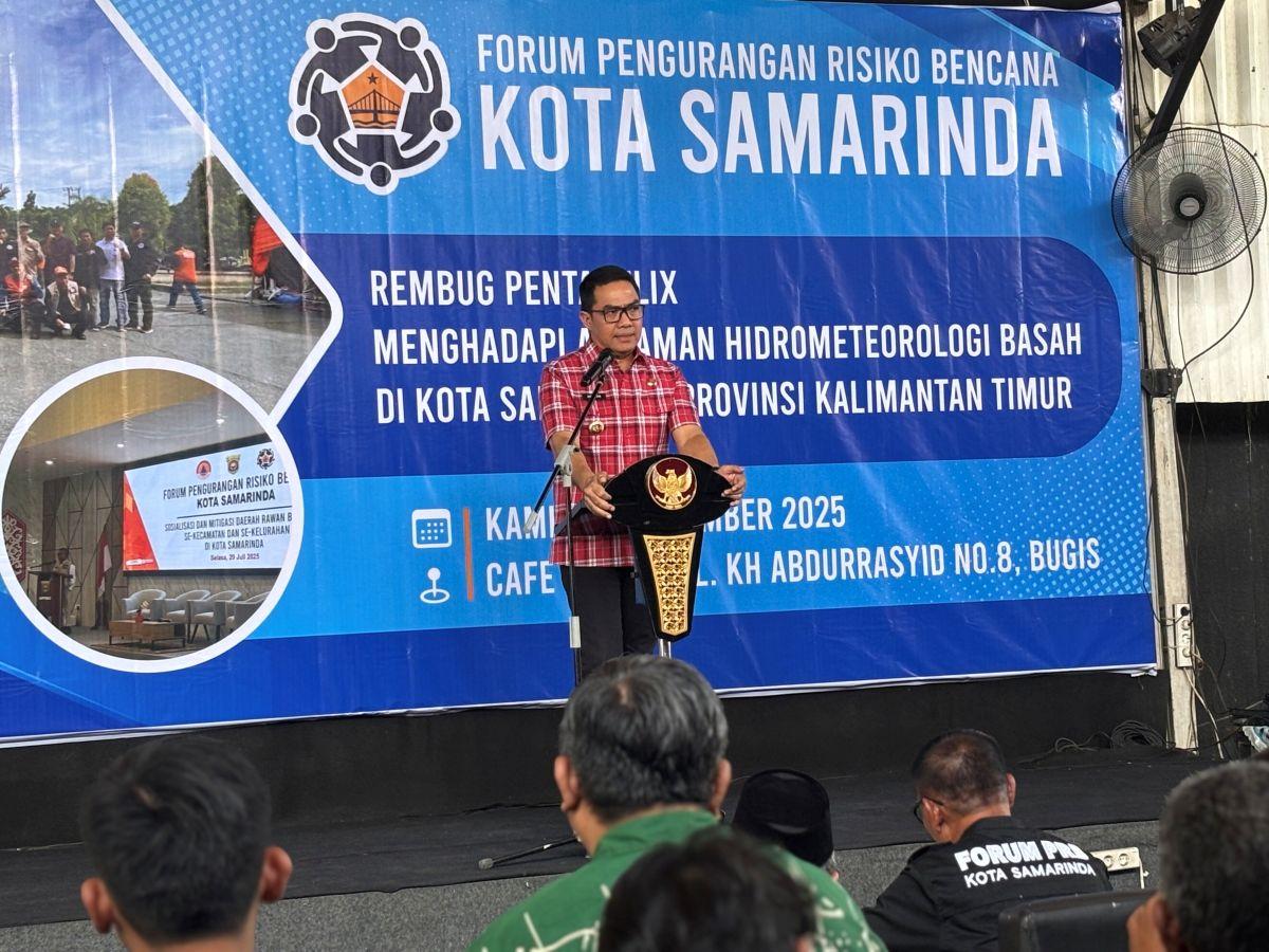 20251219_Walikota-Samarinda-Andi-Harun-dalam-Rembug-Pentahelix-Ancaman-Hidrometeorologi.jpg