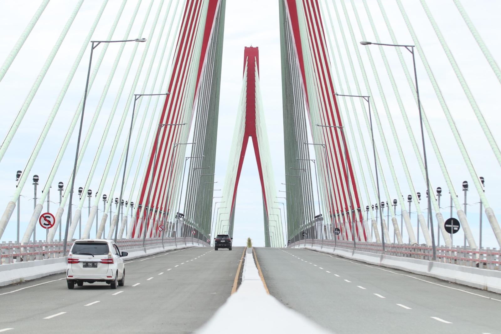 Jajal Tol IKN via Gerbang Manggar Balikpapan, Ada Pajangan Pesan-pesan Kreatif