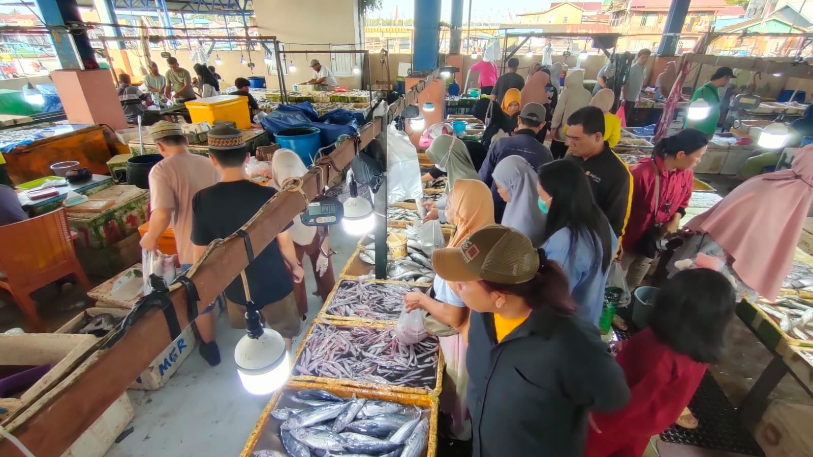 20251226_Ikan-di-Pasar-Ikan-Manggar-Balikpapan.jpg