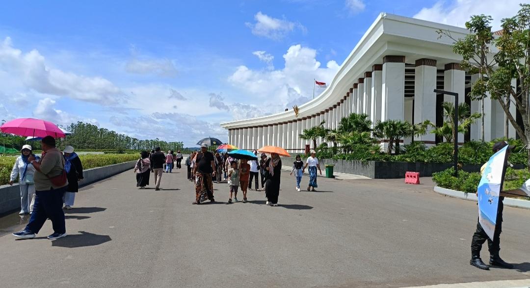 Suasana IKN Ramai di Hari Kedua Kunjungan Wapres Gibran, Akses KIPP Diperketat