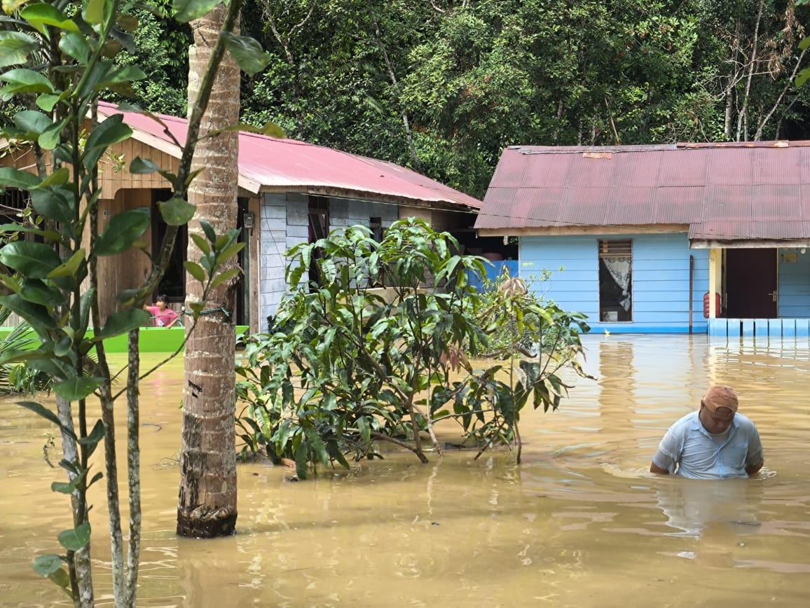 20260110_-Kondisi-di-Mentawir-Kecamatan-Sepaku-saat-terjadi-banjir.jpg