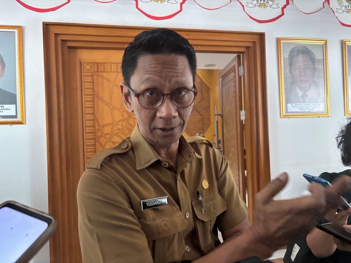 20260119_Kepala-Bidang-Aset-BPKAD-Samarinda-Yusdiansyah-telusuri-dokumen-Puskesmas-Sidomulyo.jpg
