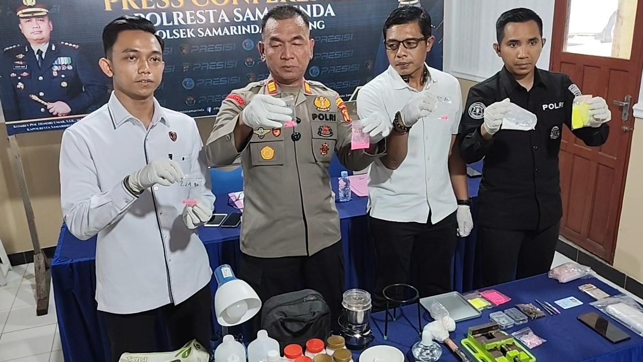 20260119_Polisi-Ungkap-Pil-Ekstasi-Berlogo-Iron-Man.jpg