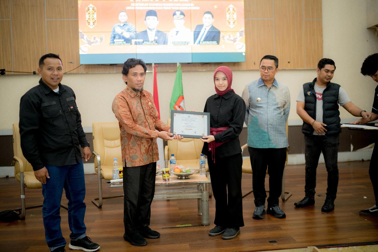 20260121_Pemkab-Kutim-saat-mengunjungi-asrama-Mahasiswa-Kutim-di-Makassar.jpg