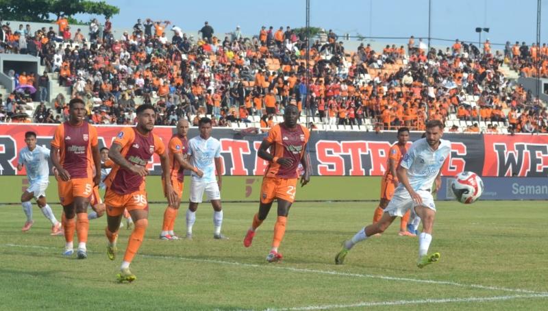 FOTO-FOTO: Drama Menit 90+2, Borneo FC Kunci Kemenangan atas PSIM di Stadion Segiri Samarinda