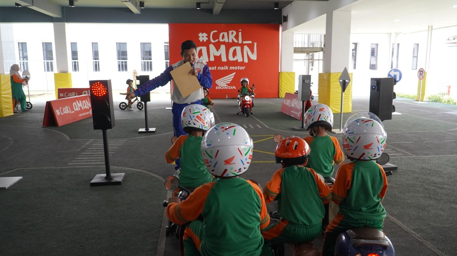 Dunia Internasional Akui Inovasi Edukasi Instruktur Safety Riding Astra Honda