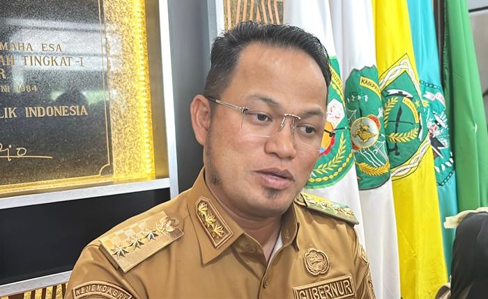 Mobil Dinas Rp8,5 Miliar untuk Gubernur Kaltim, Pokja 30: Kembalikan Uang Rakyat!