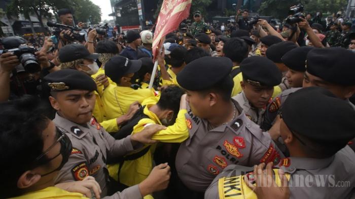 20260215_demo-mahasiswa-_Alasan-BEM-UI-tak-ikut-demo-hari-ini.jpg