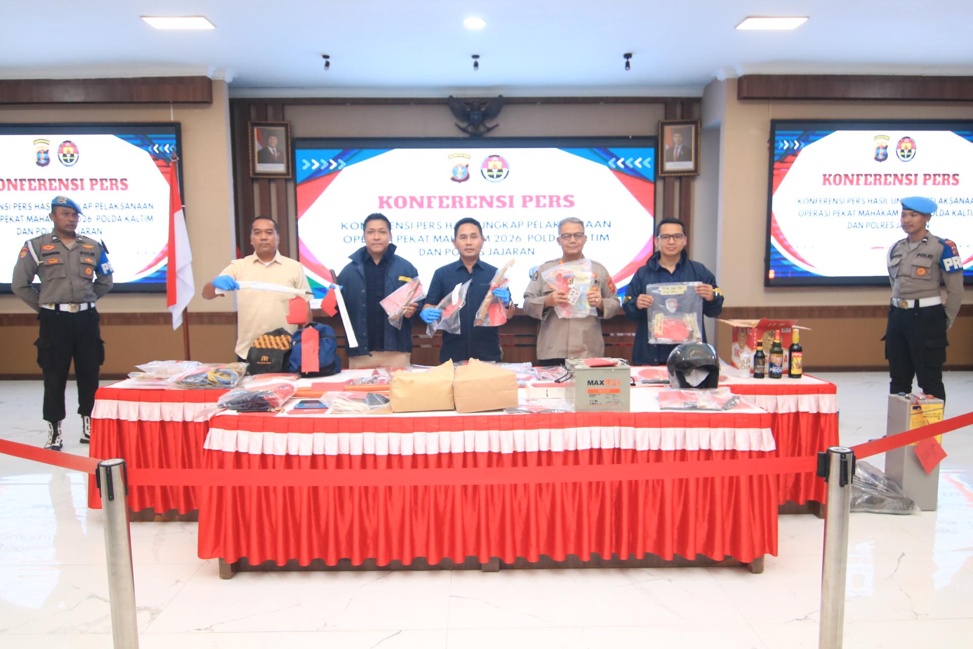 ‎Operasi Pekat Mahakam 2026, Polda Kaltim Ungkap 272 Kasus dengan 303 Tersangka