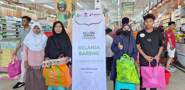 60 Janda dan Anak Yatim di Balikpapan Diajak Pertamina Belanja Bareng Jelang Lebaran