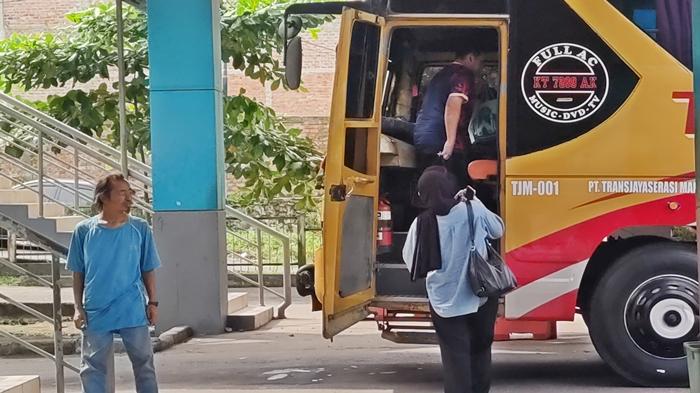 Puncak Arus Mudik di Terminal Batu Ampar Balikpapan Melonjak pada H-3 Lebaran, Naik hingga 41 Persen