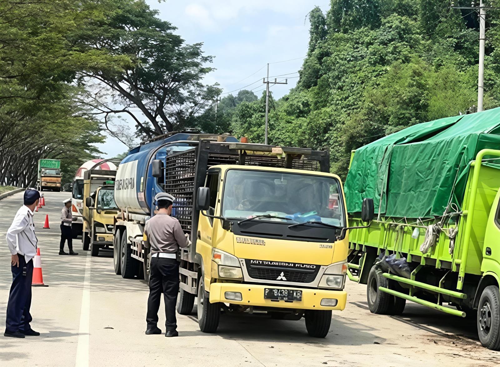 Truk ODOL di Kaltim Masih Ditemukan di Jalanan Kaltim, Pengusaha Keluhkan Birokrasi Rumit