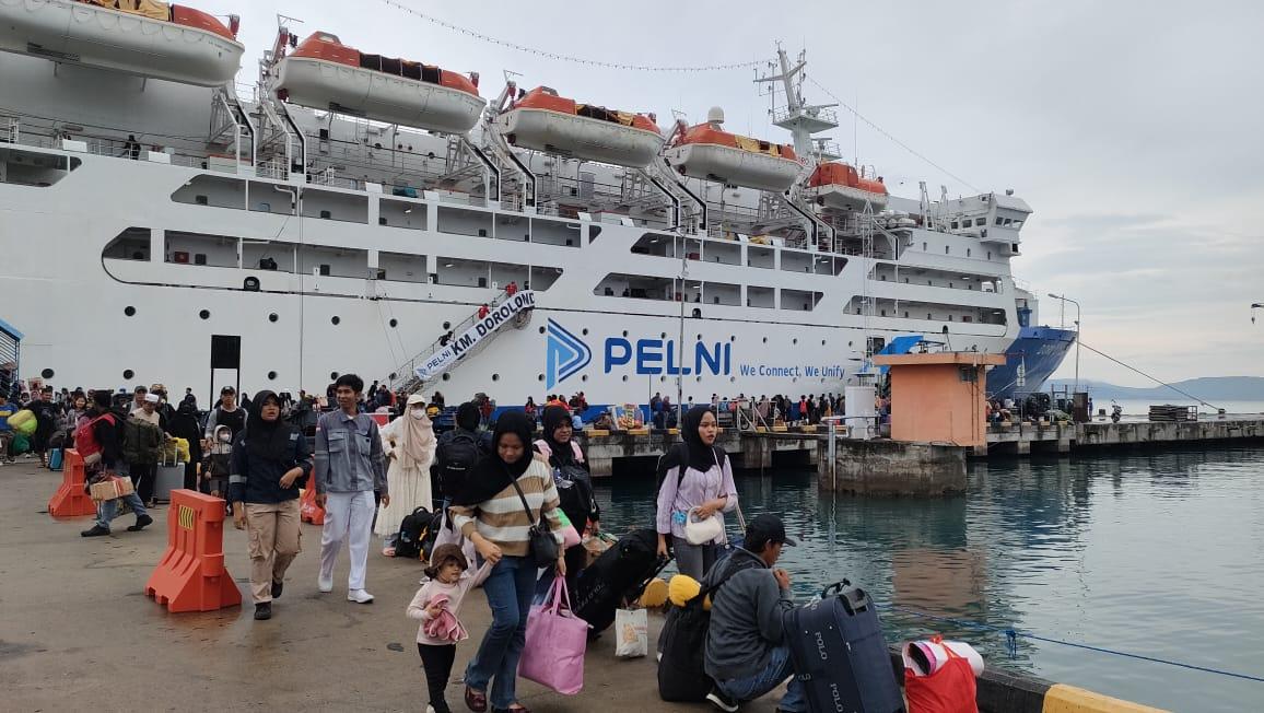 20260329_Kapal-Pelni-KM-Doro-Londa-Tiba-di-Palu-Usai-dari-Balikpapan.jpg