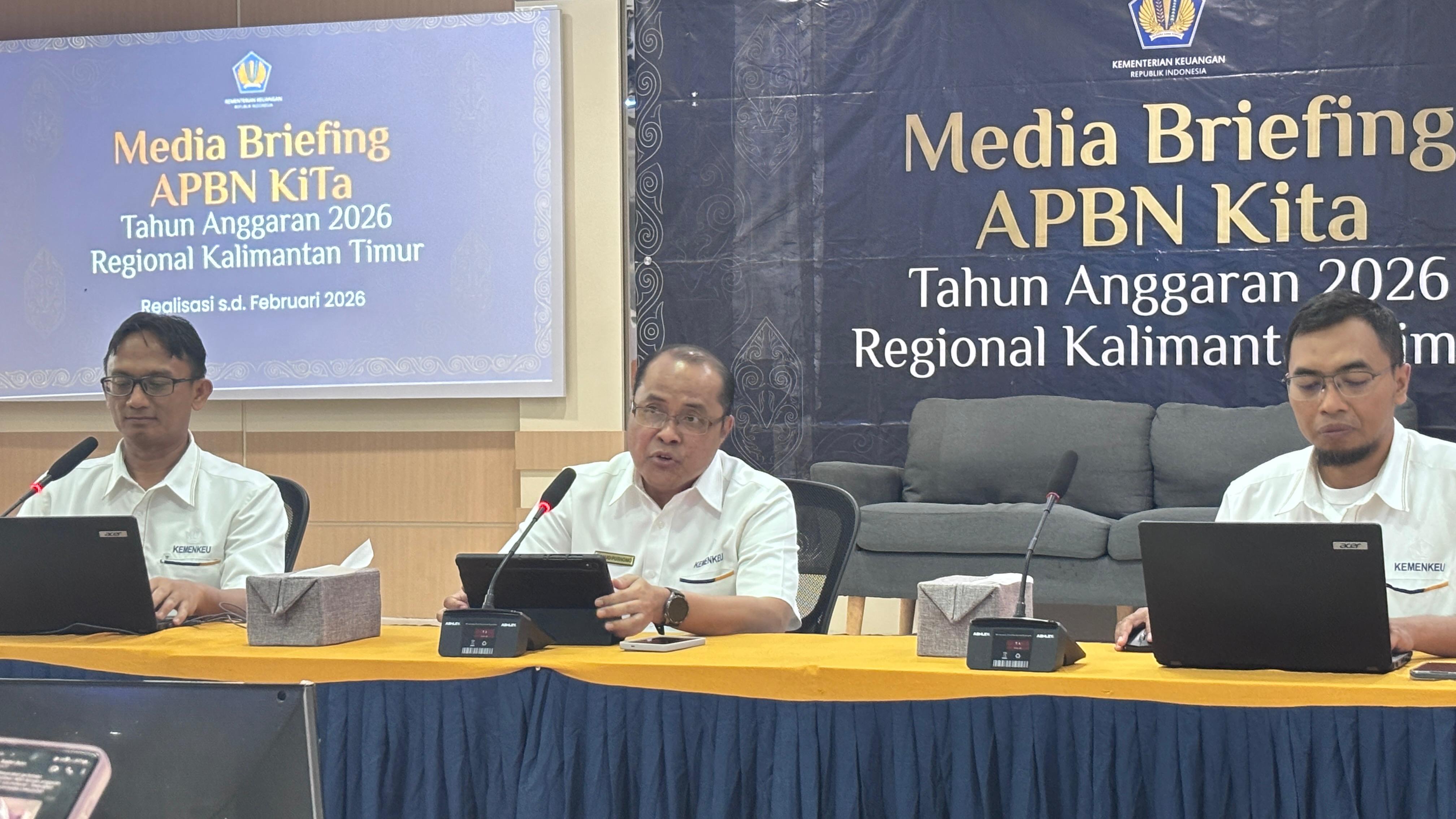 20260330_Kepala-Kanwil-DJPb-Kaltim-Tjahjo-Purnomo-memaparkan-terkait-kinerja-APBN.jpg