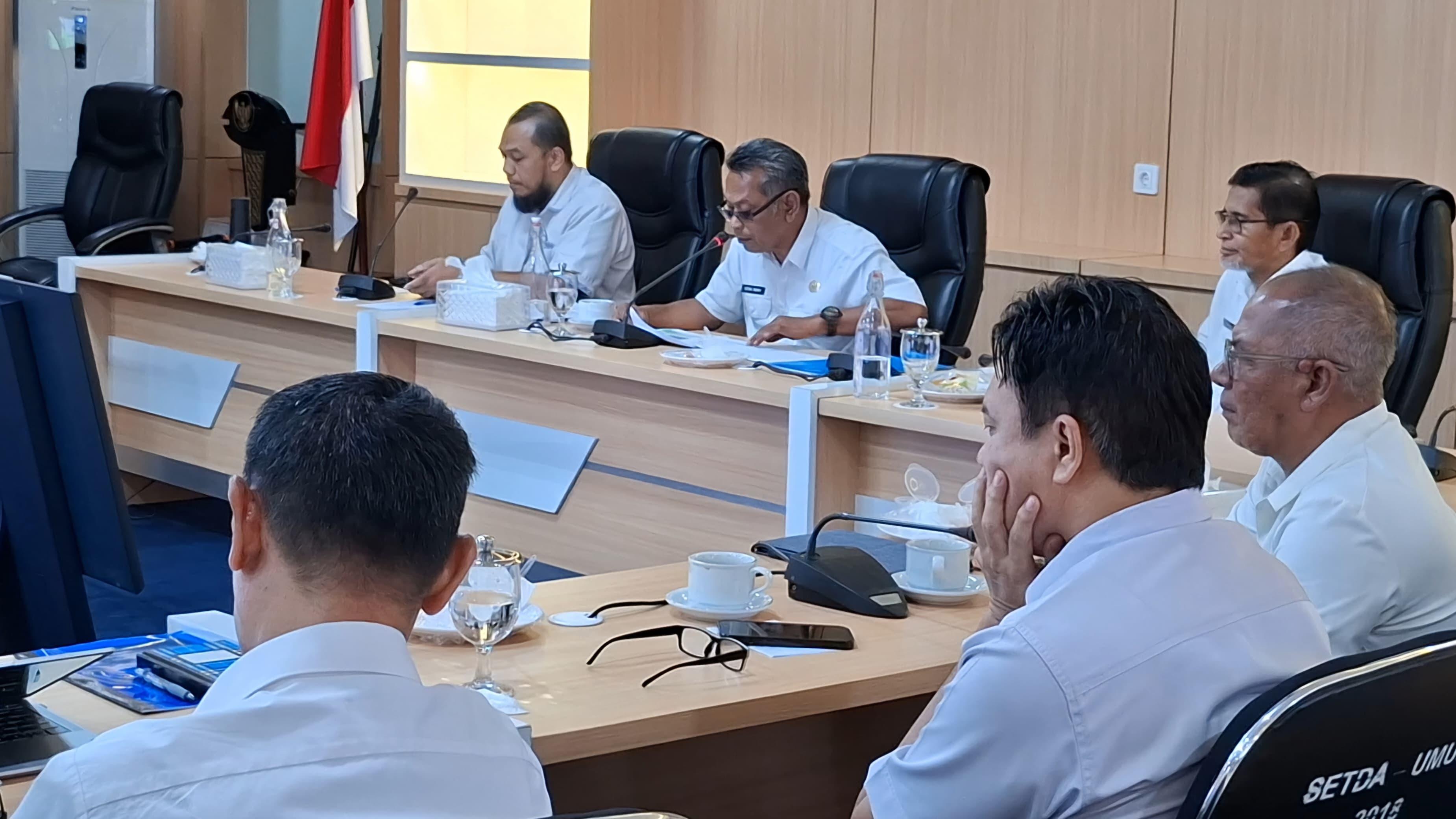20260401_Sekda-Paser-Katsul-Wijaya-memaparkan-langkah-dalam-menurunkan-pengangguran.jpg