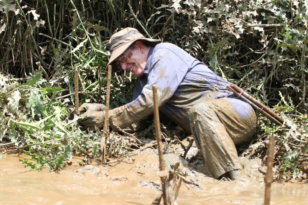 20260411_Aktivitas-penanaman-pohon-perpak-di-kawasan-Sungai-Tunan.jpg
