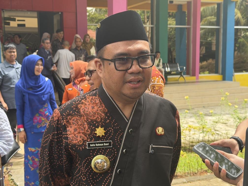 20260411_Bupati-Kukar-Aulia-Rahman-Basri-Bicara-Soal-Pinjaman-Daerah.jpg