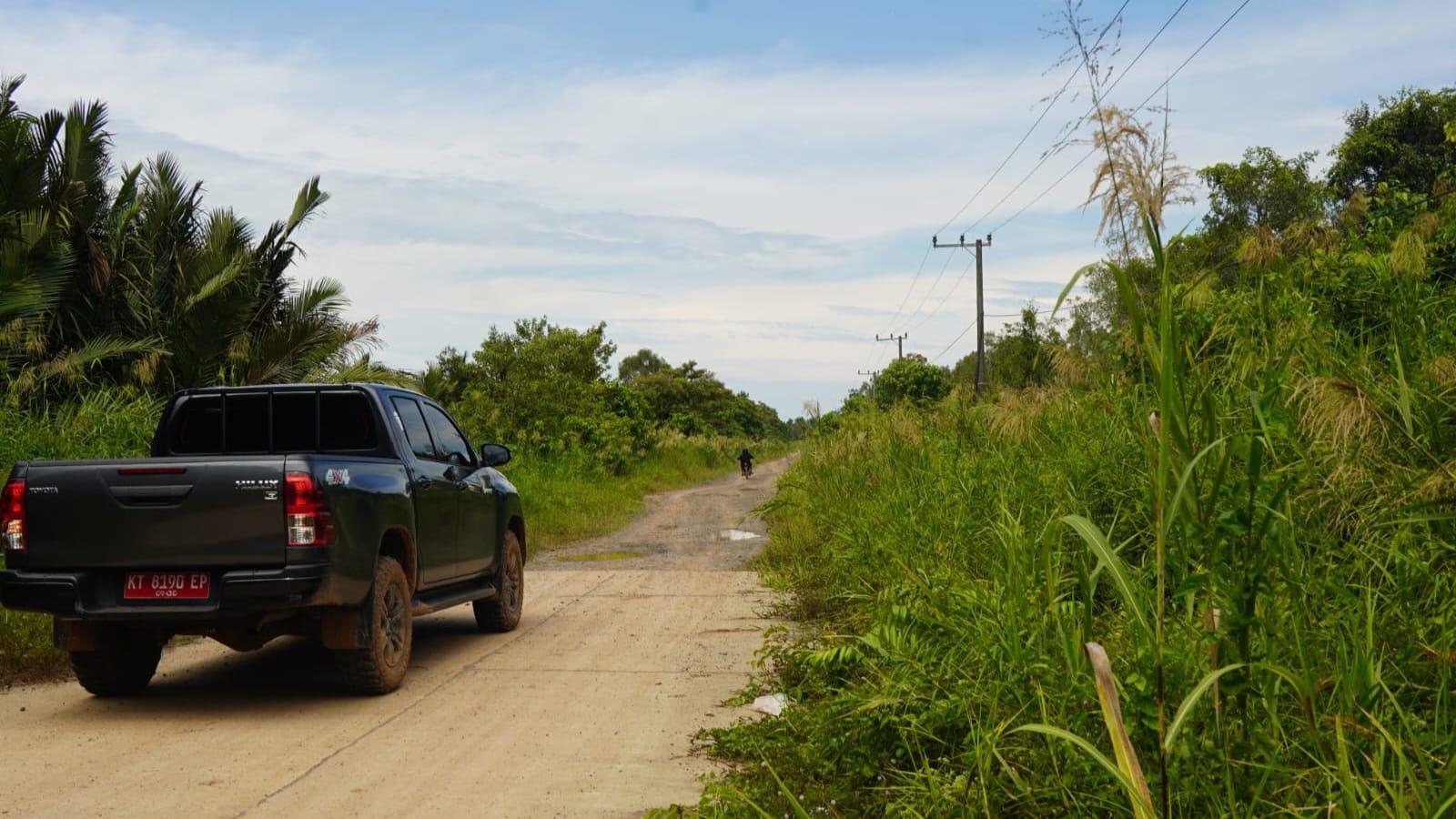 20260417_Perbaikan-infrastruktur-jalan-di-jalur-Padang-Pengrapat-menuju-Desa-Muara-Pasir.jpg