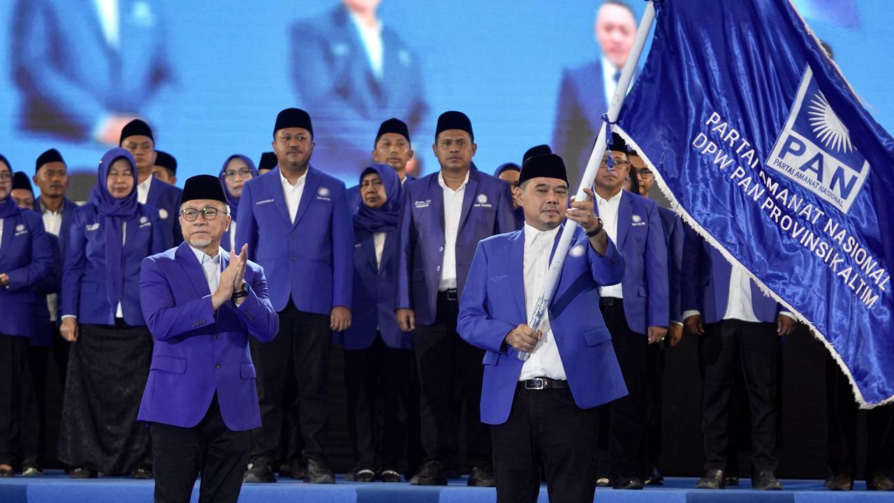 20260425_Pelantikan-PAN-Kaltim-Zulkifli-Hasan-Zulhas.jpg