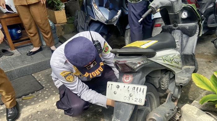 Dishub Samarinda Sisir Parkir Liar Pelajar, Ada Motor Tersembunyi di Gang hingga Halaman Rumah Warga