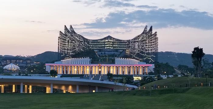 20260513_Suasana-gedung-Istana-Garuda-IKN.jpg