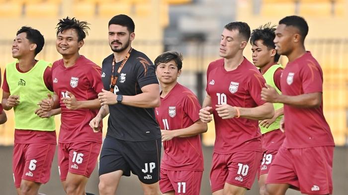 20260517_Berlatih-di-Lapangan-Hijau-Borneo-FC.jpg