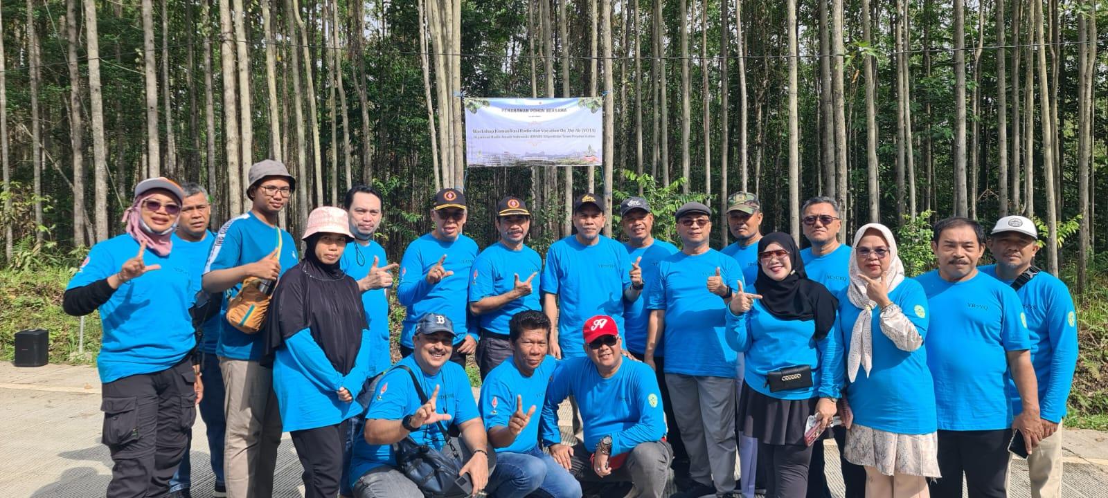 20260524_Komunitas-amatir-radio-di-Kaltim-yang-tergabung-dalam-Dxpedition-Team-di-IKN.jpg