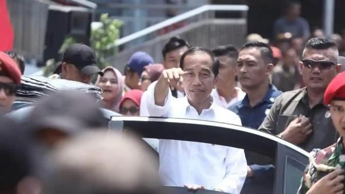 20260529_Jokowi-keliling-Indonesia_Lampung_PSI_bantah-kaitan-Gibran.jpg