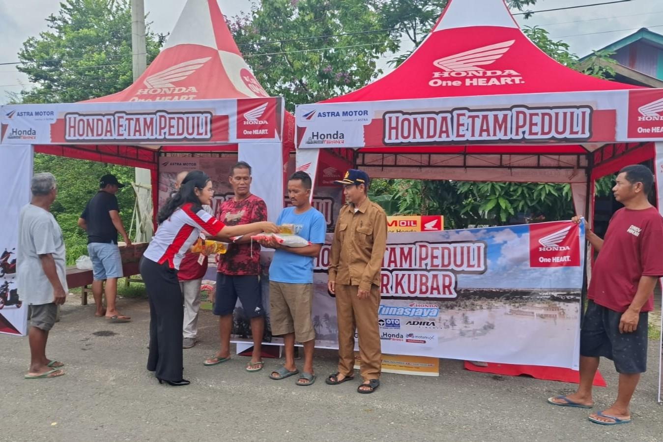 20260530-bagi-sembako.jpg