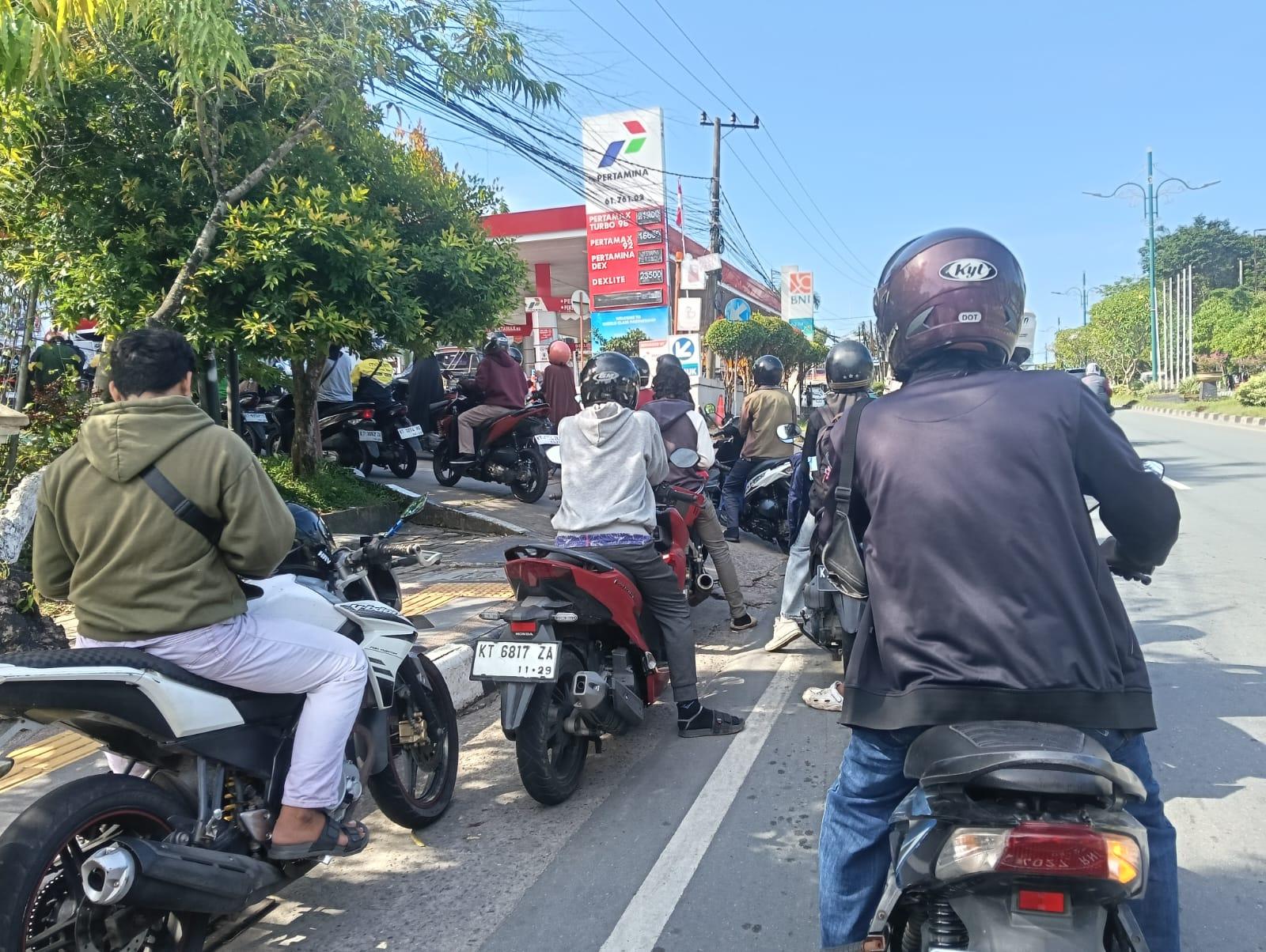 Serukan Aksi Menuju Indonesia Bangkrut, BEM UI sebut Ekonomi Runtuh, Pemerintah Justru Memperkeruh