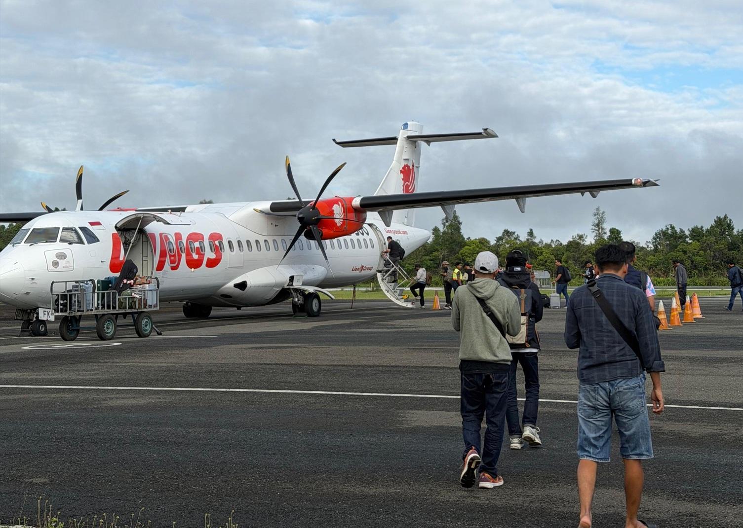 20260610_Penerbangan-WingS-Air-Bandara-Melalan.jpg