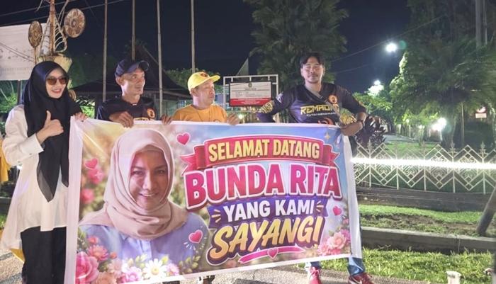 20260612_Suasana-antusias-masyarakat-kukar-sambut-Rita.jpg