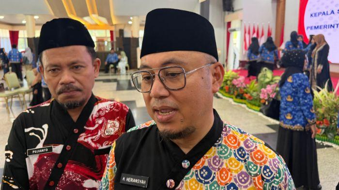 Disdikbud Kukar Digeledah Kejati Kaltim, Kadis Heriansyah Tegaskan Kooperatif dalam Penyidikan - Tribunkaltim.co