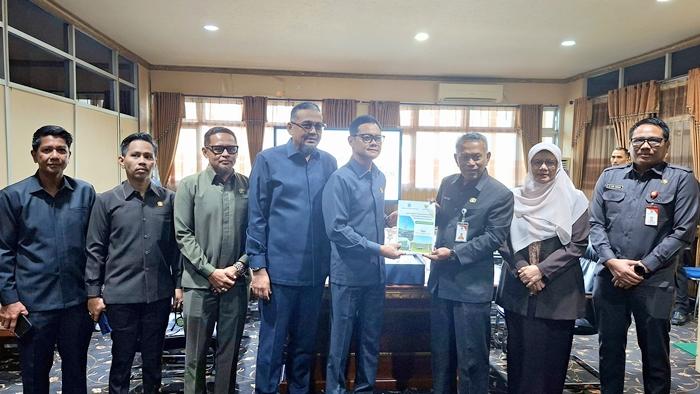 Pemkab Paser Serahkan Dokumen KUA-PPAS APBD 2027 ke DPRD, Proyeksi Anggaran Rp3,12 Triliun - Tribunkaltim.co