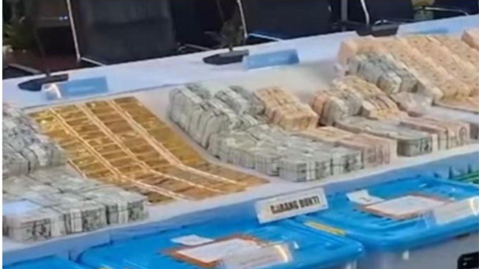 Uang Rp 1,9 Triliun Hasil Korupsi Disembunyikan di Gorong-gorong hingga Botol Plastik - Tribunkaltim.co