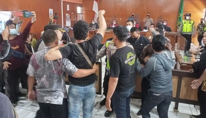 6 Fakta Sidang Doni Salmanan, Korban Ngamuk, Crazy Rich Bandung Dituntut 13 Tahun, Divonis 4 Tahun
