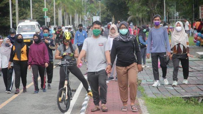 Aktivitas-warga-Kota-Balikpapan-di-Lapangan-Merdeka0.jpg