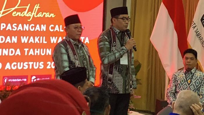 Andi-Harun-Saefuddin-Zuhri-saat-berada-di-KPU-Samarinda.jpg