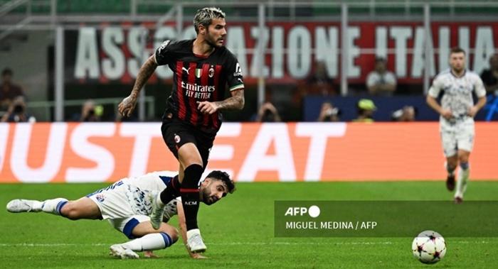 Bek-Kiri-AC-Milan-Theo-Hernandez-Pemain-a.jpg