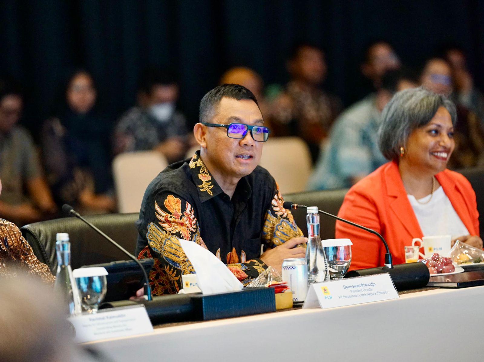 Dukung Dekarbonisasi di Sektor Industri, PLN Siap Suplai Listrik Hijau Melalui Layanan GEAS