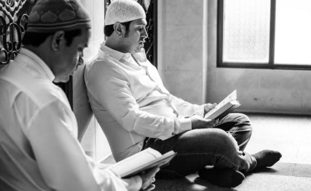 Doa-Ramadhan-Hari-Ke-22-Kamis-13-April-2023-Keutamaan-Tarawih-Malam-ke-23-Doa-Malam-Lailatul-Qadar.jpg
