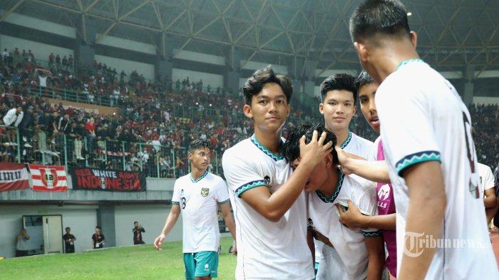 Ekspresi-kekecewaan-para-pesepak-bola-Timnas-Indonesia-U-19.jpg