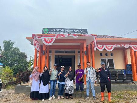 Kantor-Desa-Api-Api-di-Penajam-Paser-Utara.jpg
