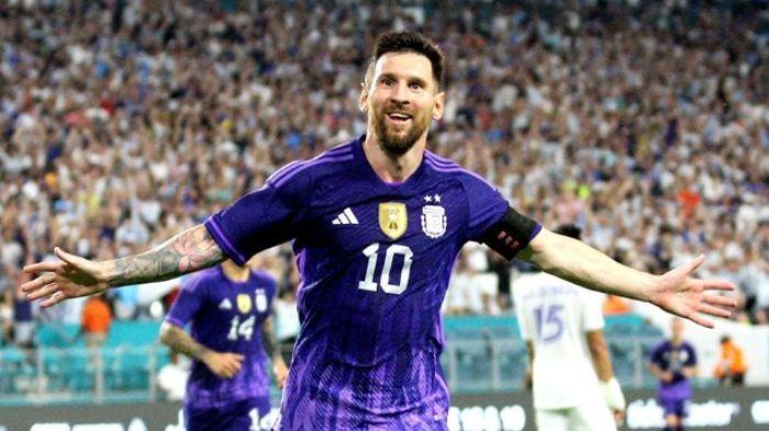 Kapten-Timnas-Argentina-saat-berlaga-di-laga-persahabatn-lawan-Honduras.jpg