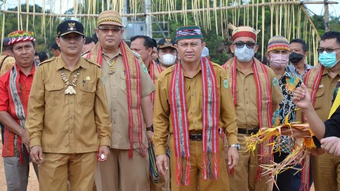 Adat Ngugu Tahun Pererat Persaudaraan, Warga Kampung Bentas Melestarikan Budaya