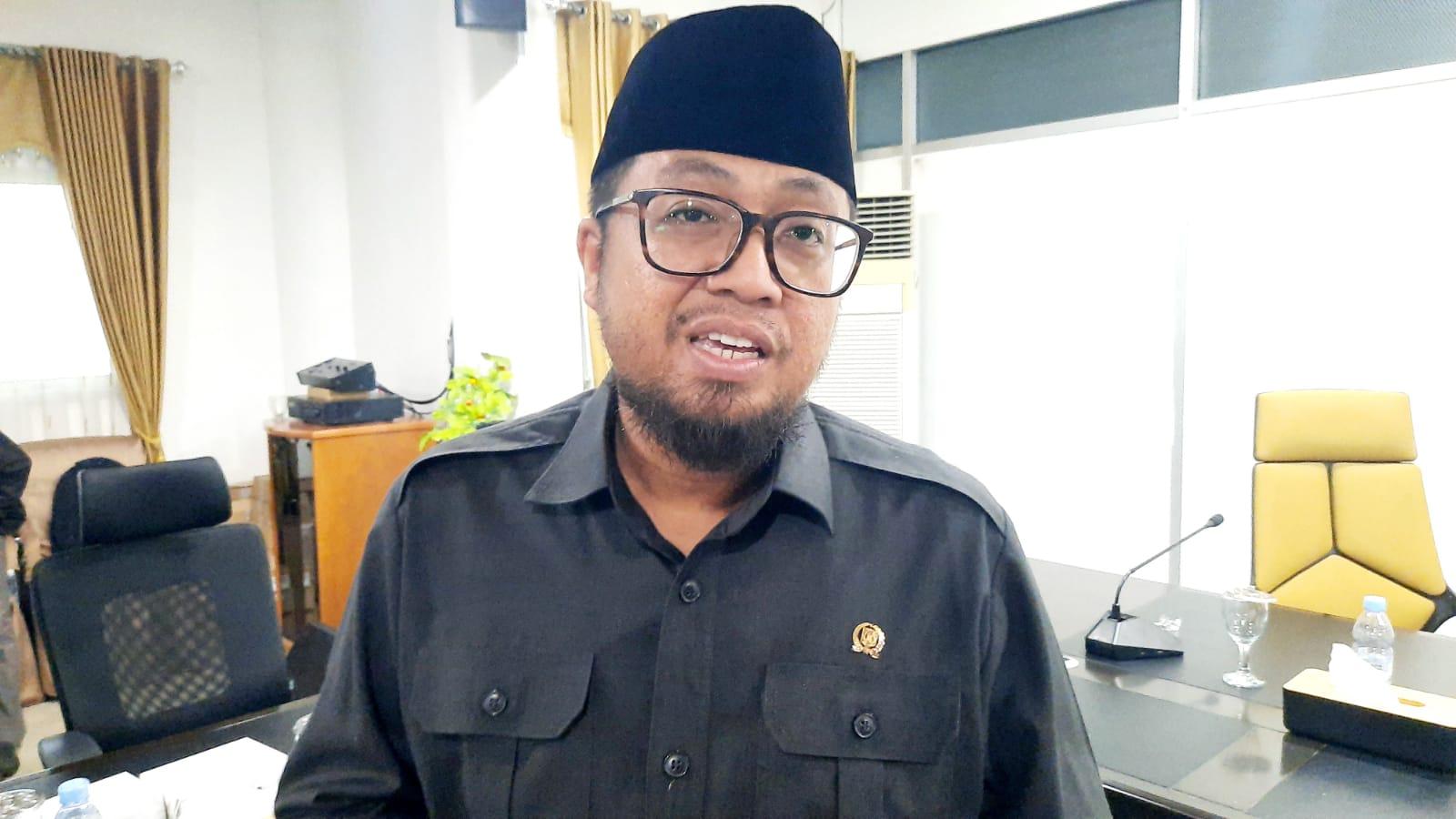 Ketua-Dewan-Pimpinan-Daerah-DPD-2-Partai-Golkar-Kabupaten-Paser-Ikhwan-Antasari.jpg