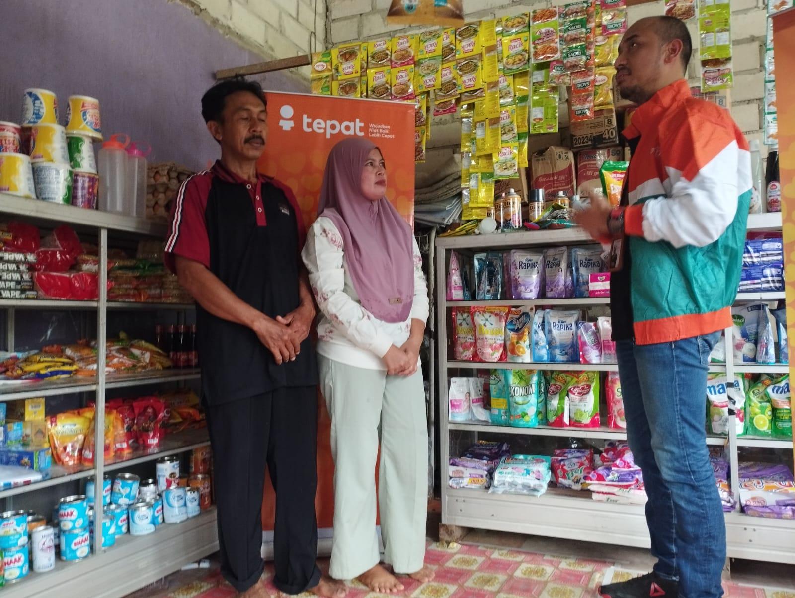 Kisah Inspiratif Siti Faisah Berangkat Umroh dari Jualan Sosis dan Es Doger