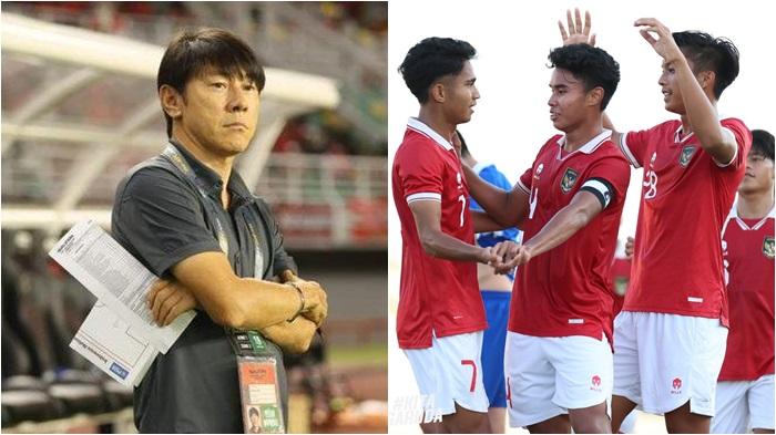 Pelatih-Shin-Tae-yong-dan-Pemain-Timnas-Indonesia-U-20-saat-melawan-Moldova.jpg