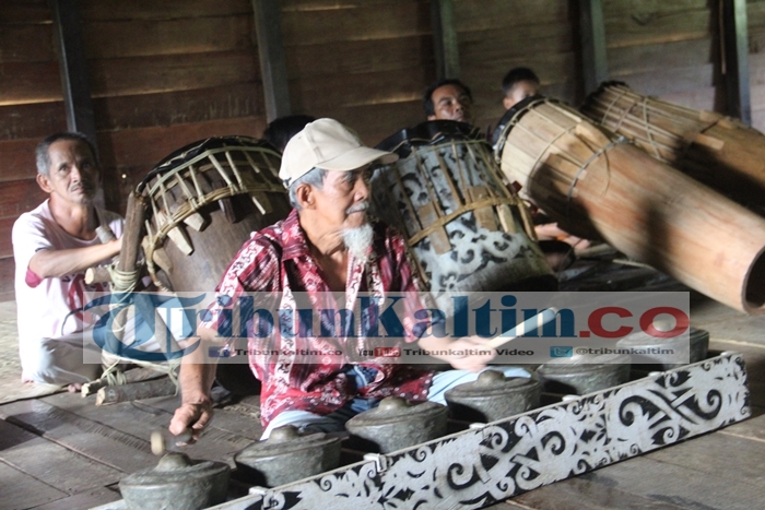 Berwisata ke Linggang Melapeh, Menikmati Kebudayaan Dayak Tunjung yang Eksotis